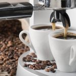 De la capsule au grain : adoptez l&rsquo;expresso maison sans effort